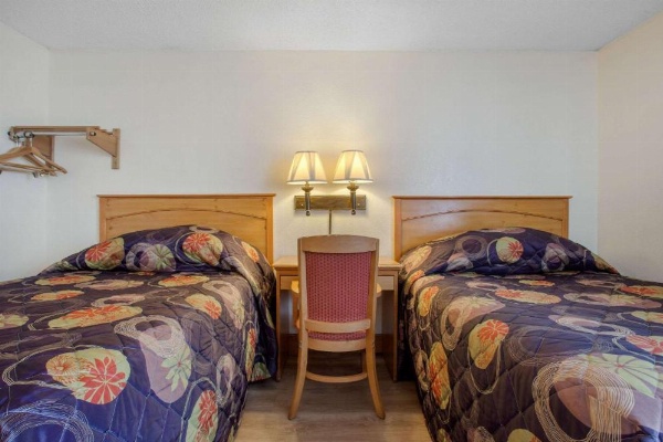 Rodeway Inn Asheville image 30