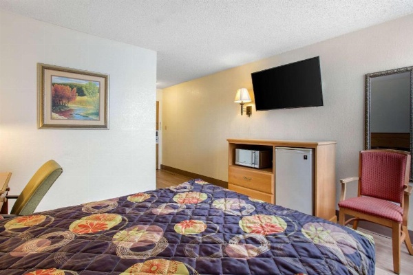 Rodeway Inn Asheville image 9